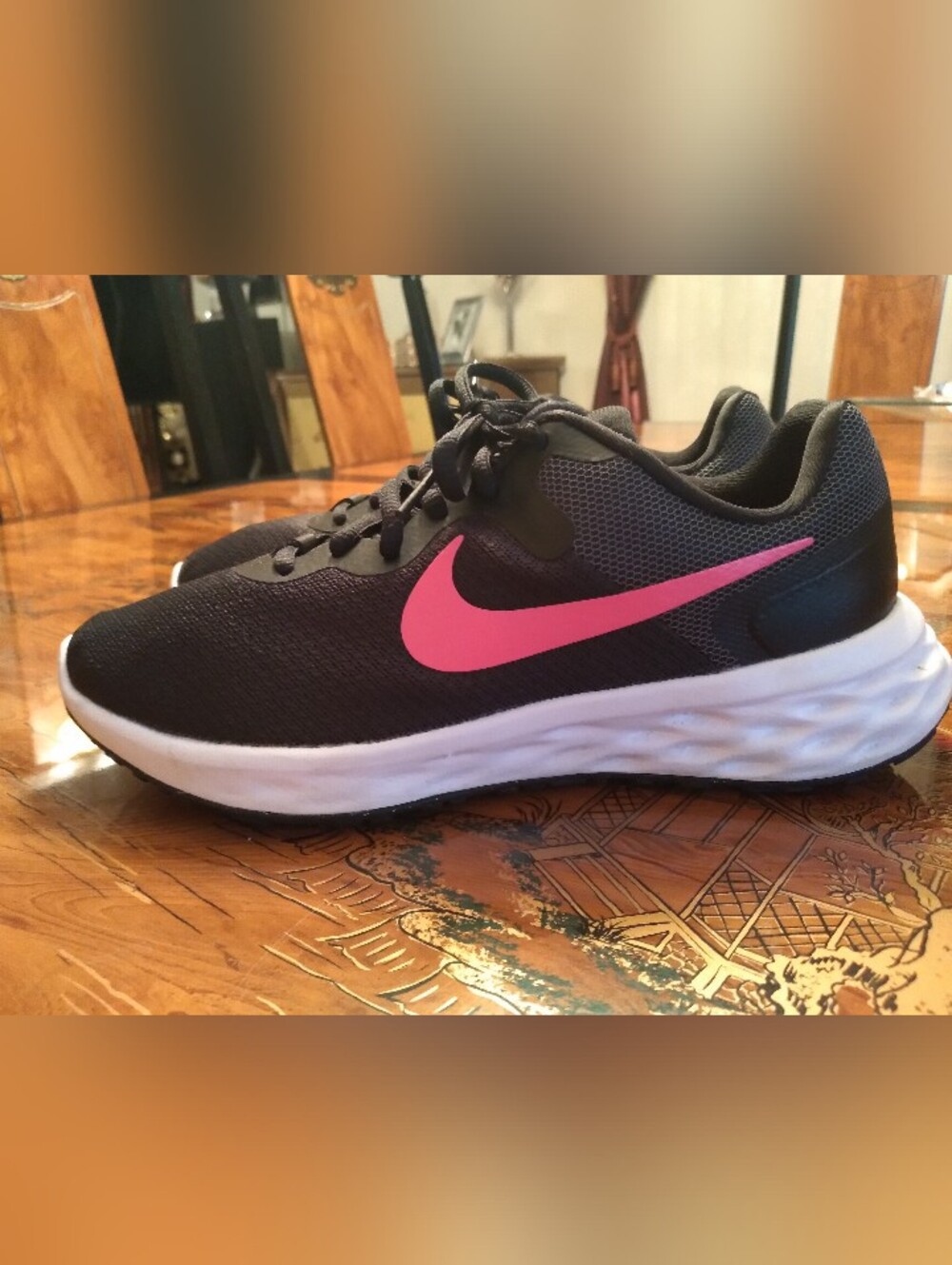 New Women’s Nike Air Revolution 6 Next Nature,Black And Hot Pink Sz 7.5 Running